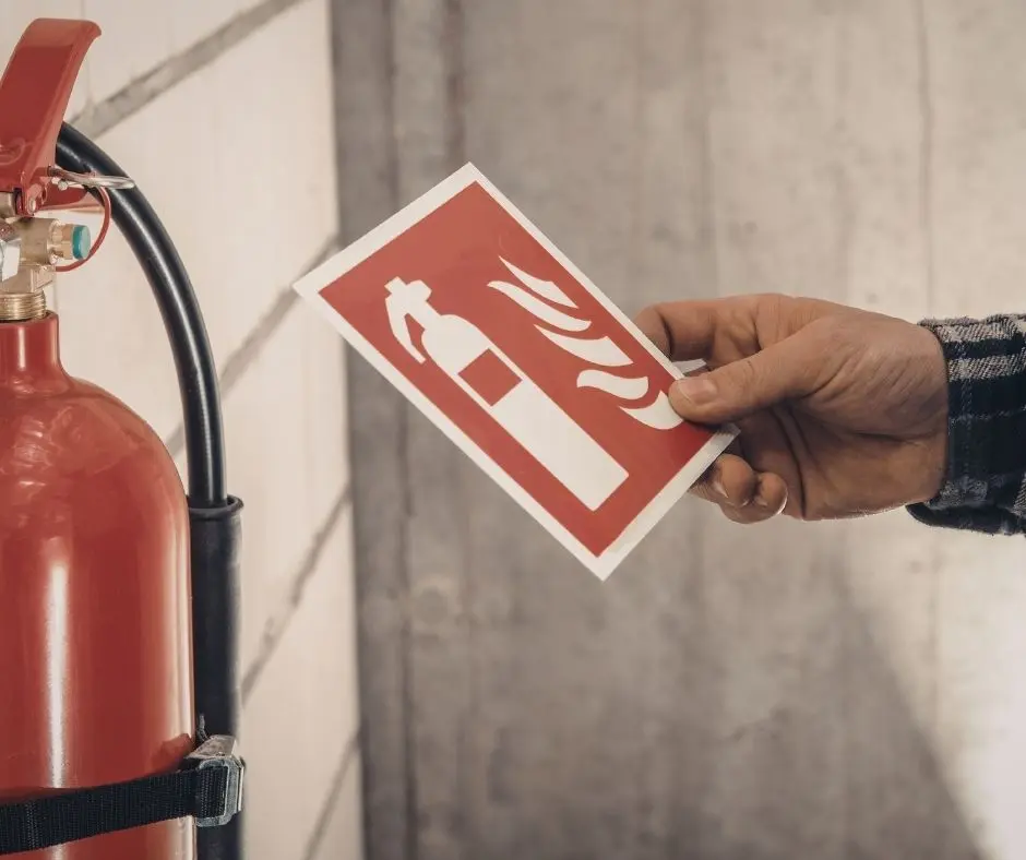 Usługi BHP dla firm: szkolenia p.poż.